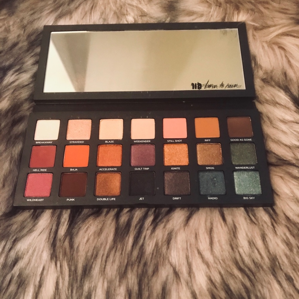 Urban Decay Born To Run Pallette